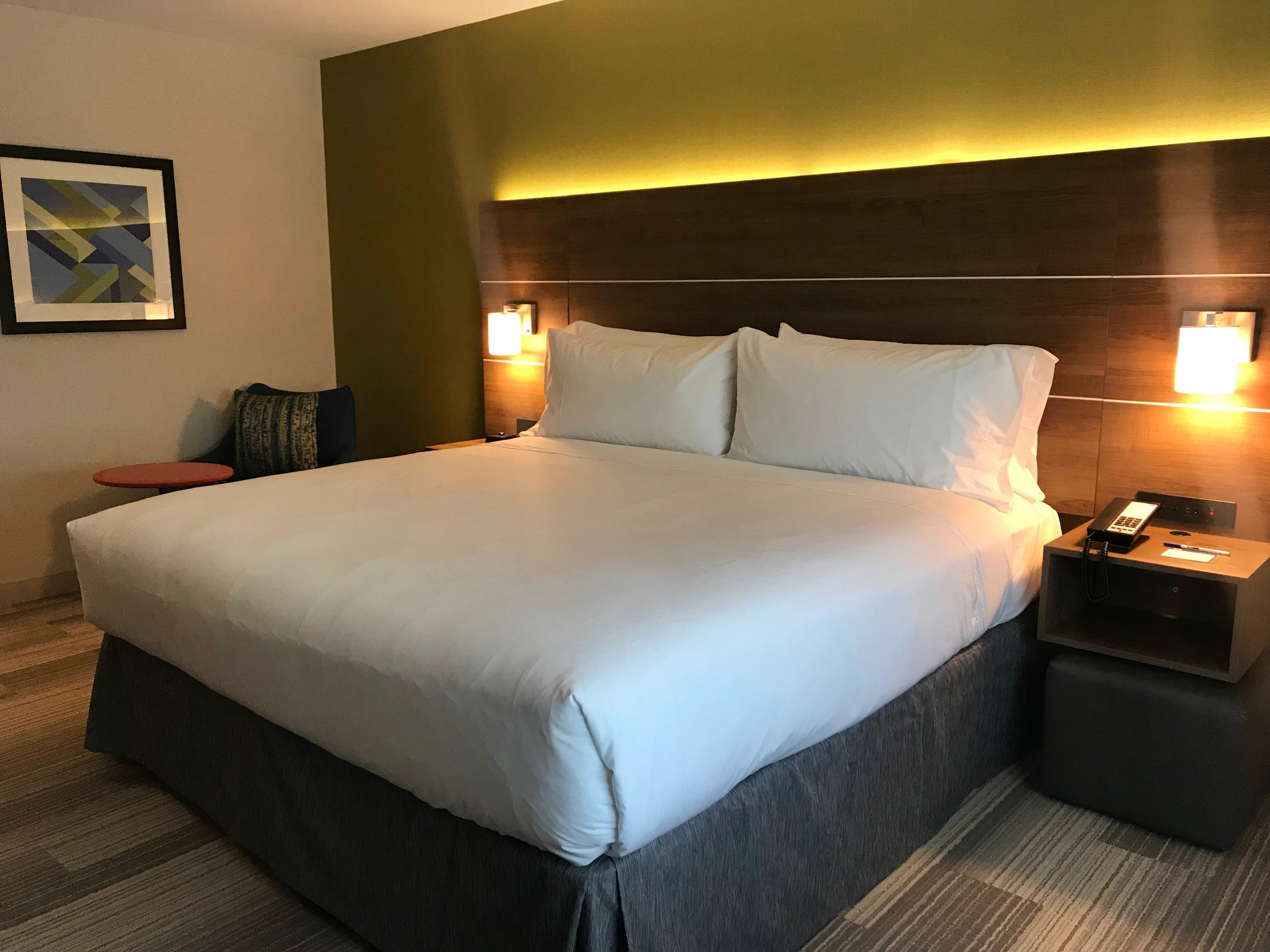 Holiday Inn Express & Suites Pasadena - Los Angeles By Ihg Exterior foto